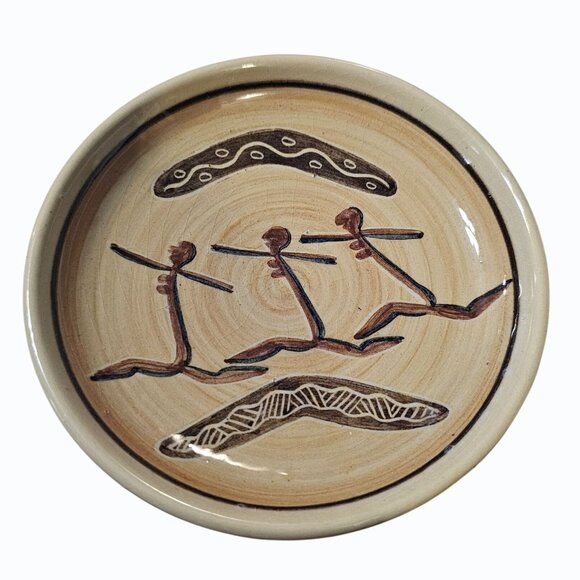 Edward Higgins Signed  Art Pottery Plate Aboriginal Figures Design - Picture 1 of 3